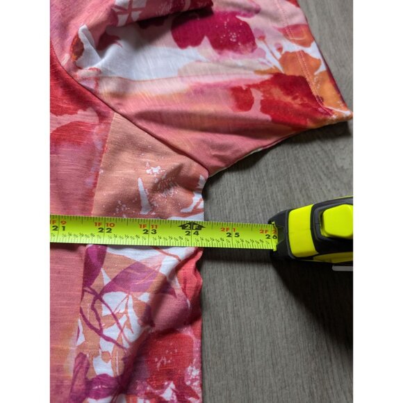 Susan Graver Weekend V-Neck Floral Print Short Sleeve Top Pink/Red XL Womens - Picture 6 of 7